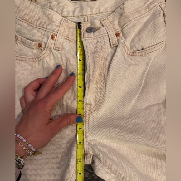 Levi's Women's Straight Leg Jeans in Beige - Picture 5 of 11